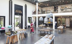  南京女装专卖店装修公司 复古女装店设计装修要